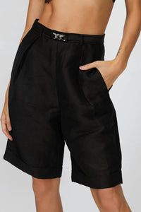 BERMUDA SHORTS