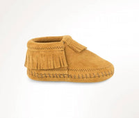 Minnetonka - Boy's Riley Suede Bootie