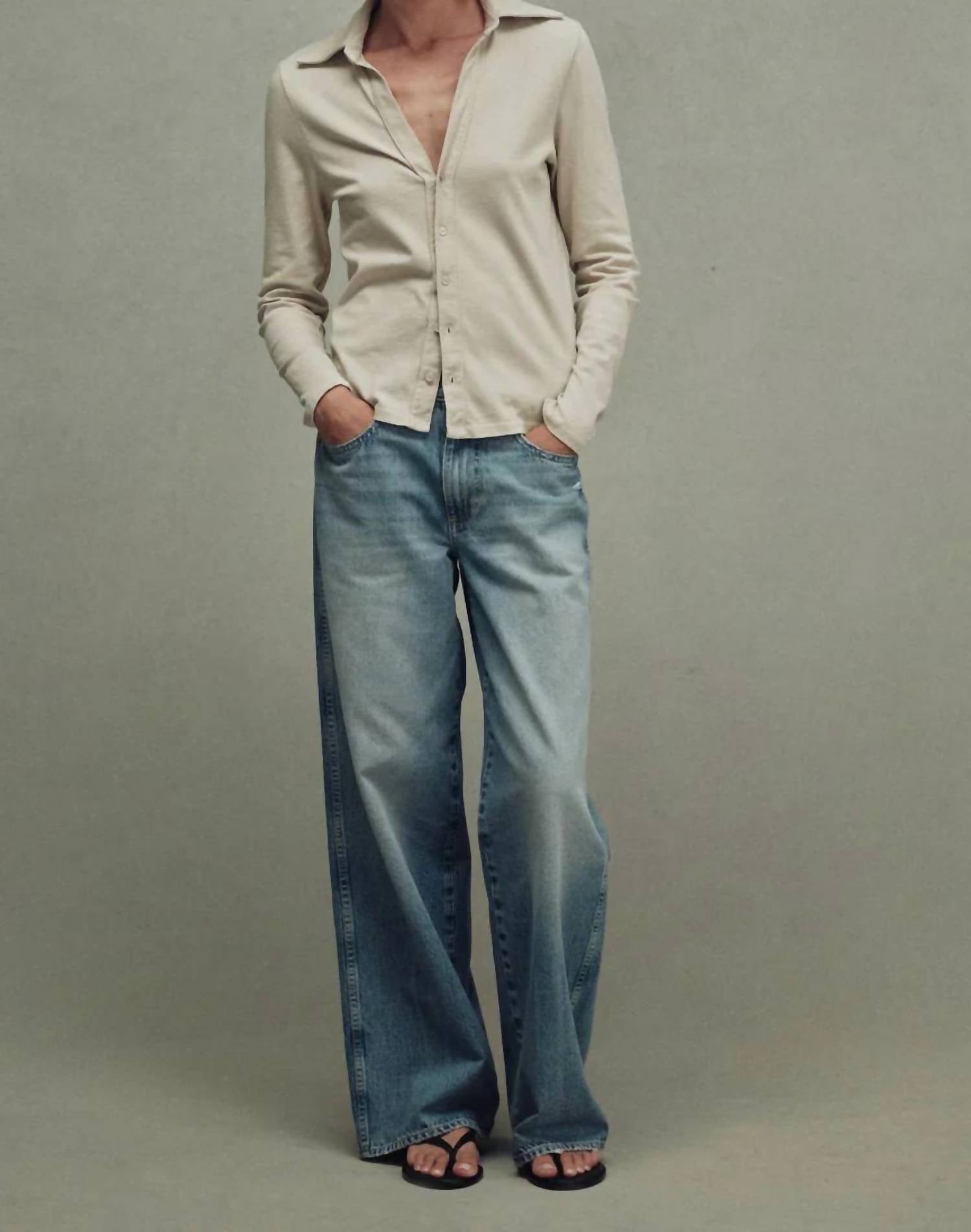 Amo - Kira Mid Rise Wide Leg Jeans