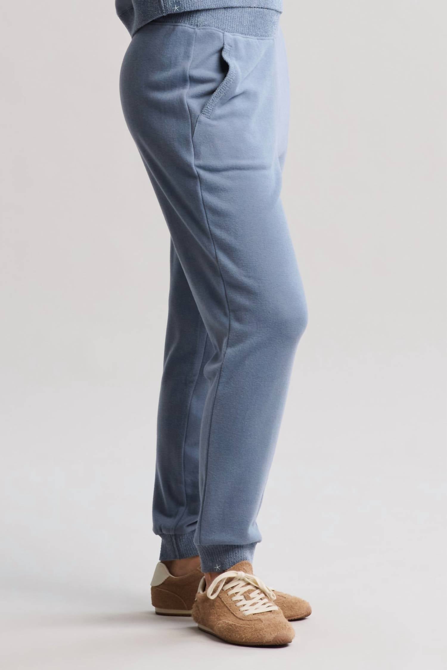 BAREFOOT DREAMS Brushed Fleece Jogger With CozyChic Ultra Lite Rib in blue dusk - women's pants - detail view