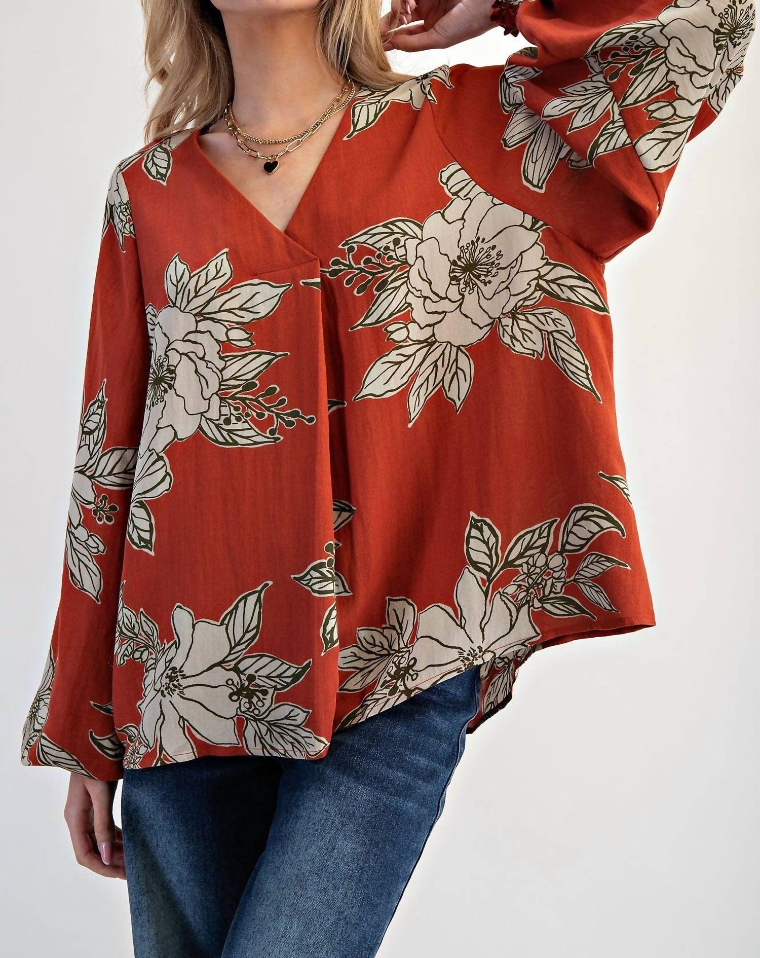 Easel - Printed V Neck Loose Fit Top