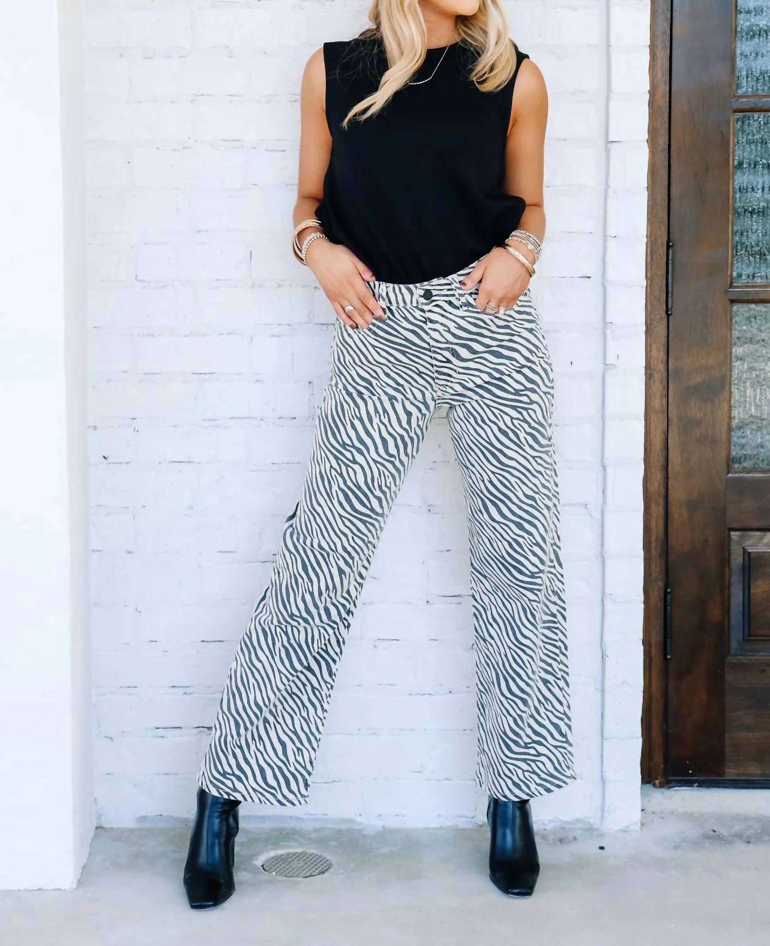 Just Black Denim - High Rise Vintage Straight Jeans