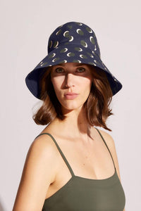 ERES Bob Bucket Hat in bain de minuit lune print - women's hat - detail view