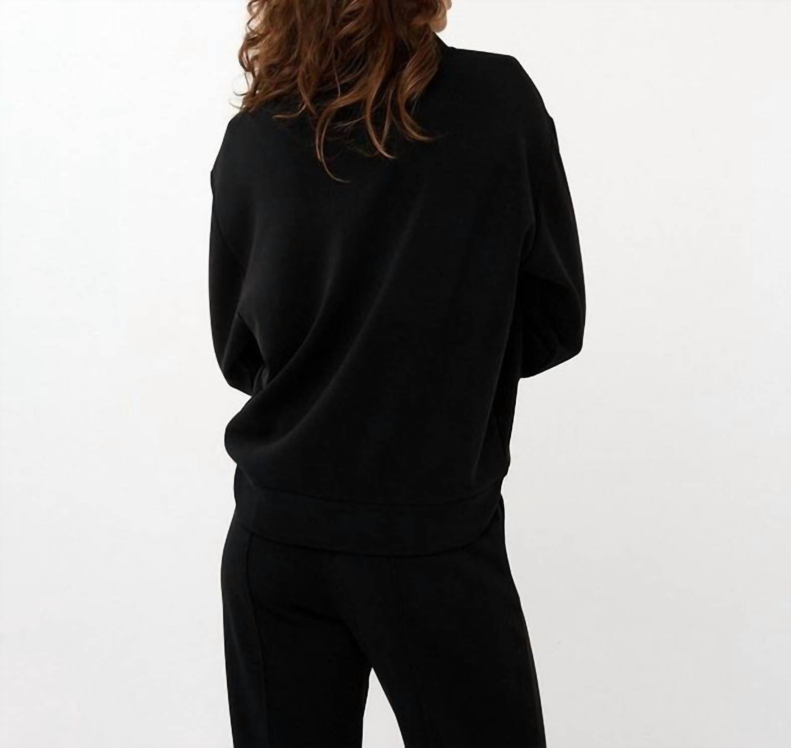 Esqualo - Modal Top With Embroidered Floral Sleeve