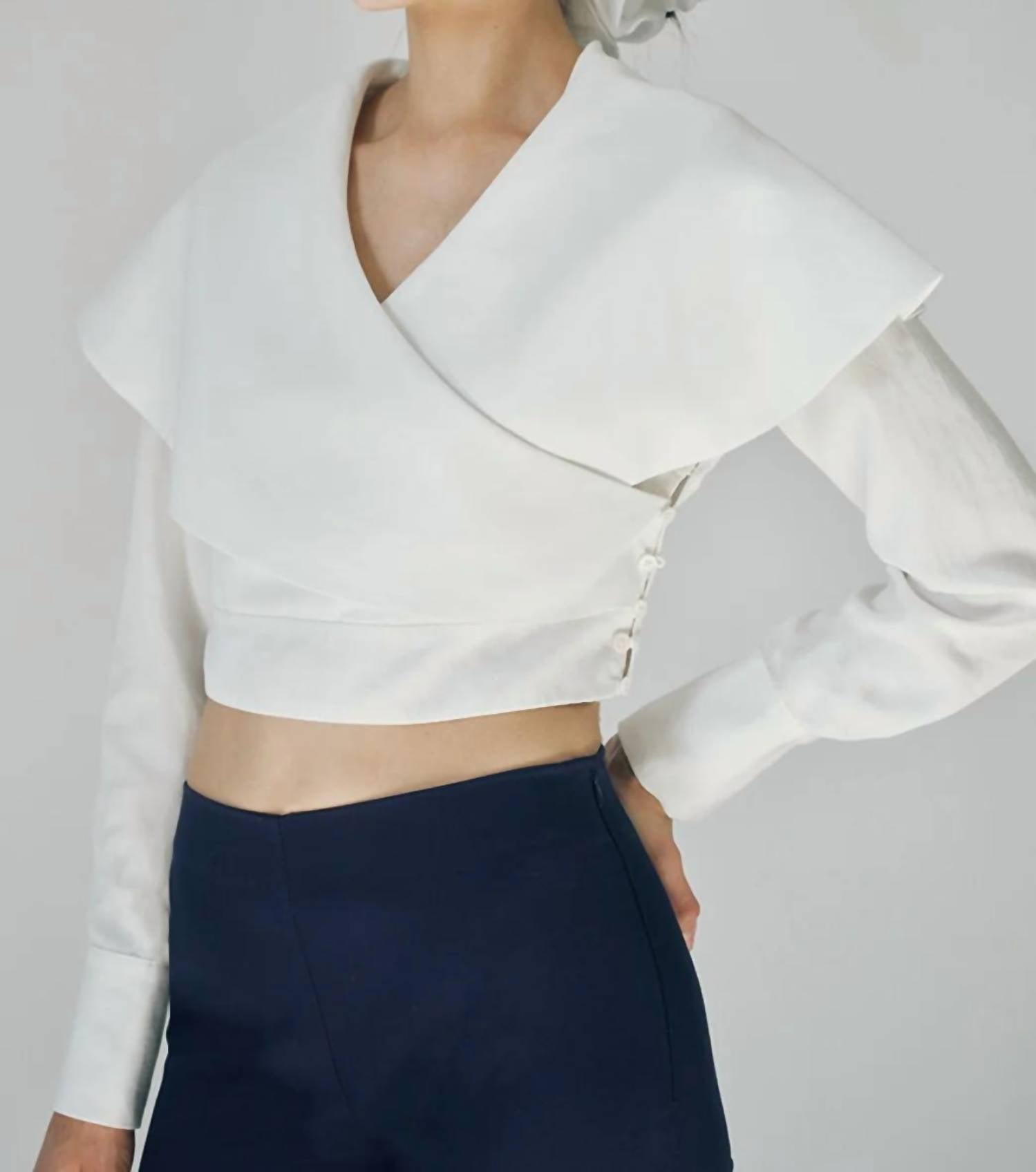 Maude Club - Rizo Collared Crop Blouse