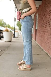 eunina Codi Super High Rise Dad Jeans in fanatic - women's jeans - detail view