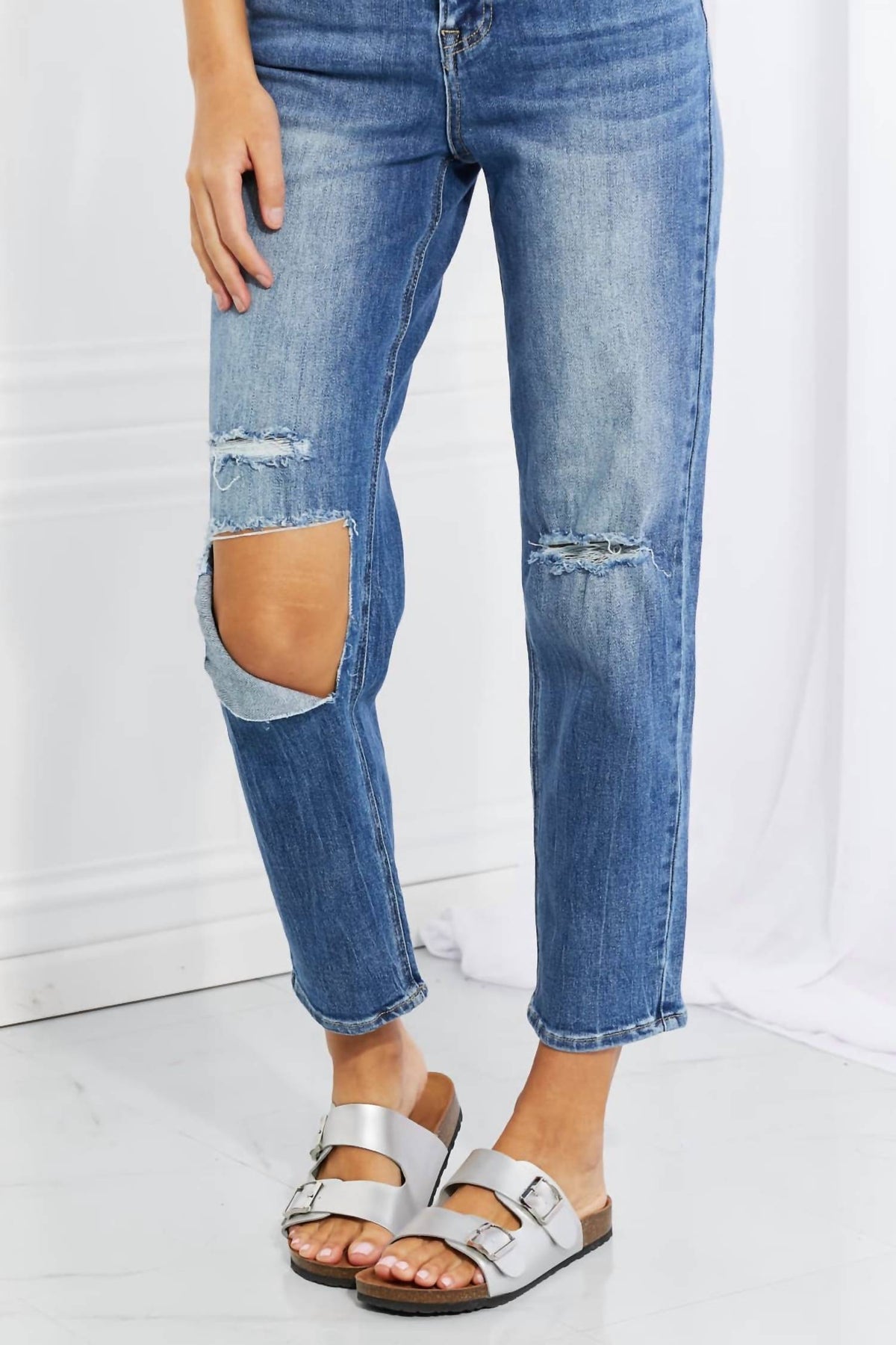 Risen - Emily High Rise Relaxed Jeans