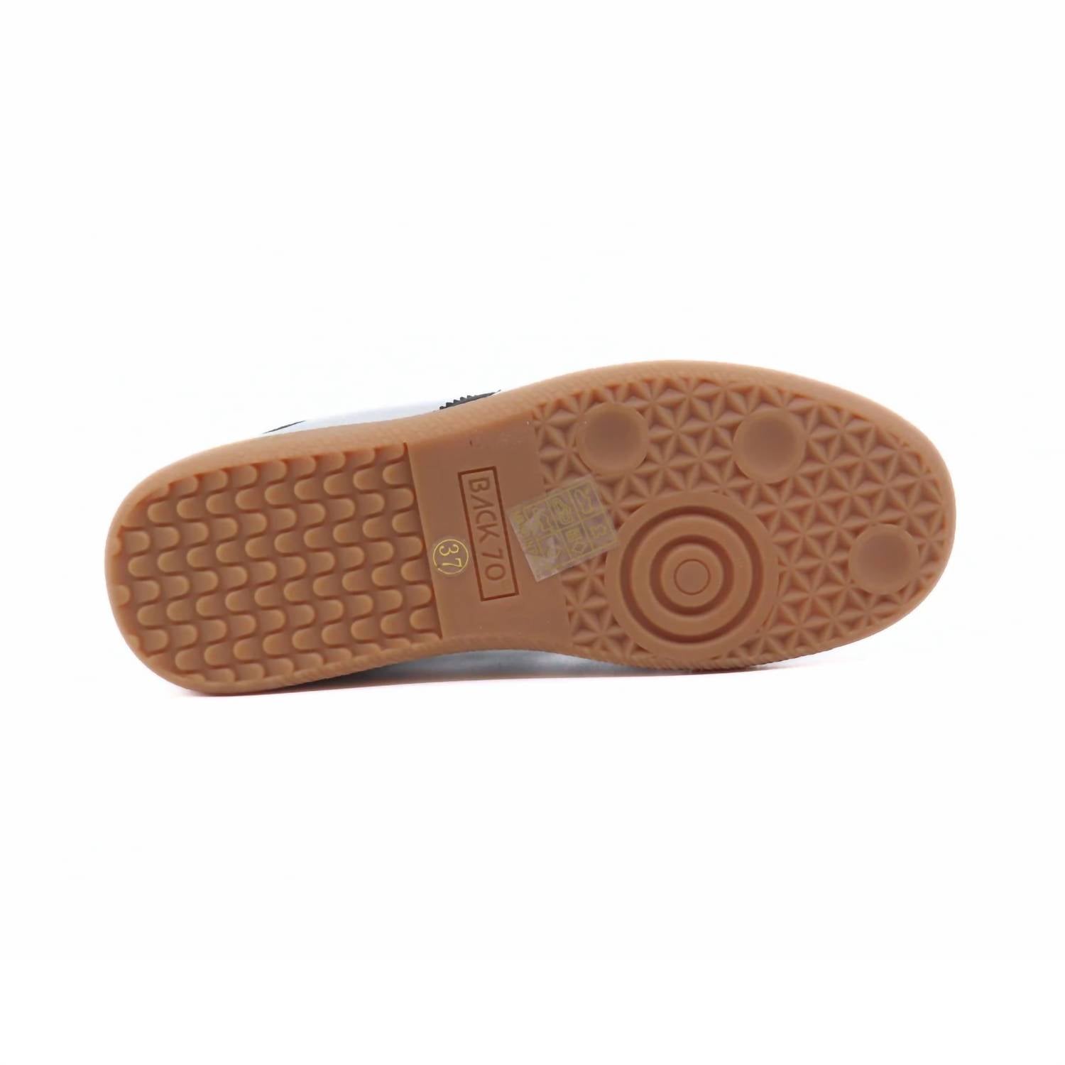 Back 70 - Women's Cloud Nm Sneaker