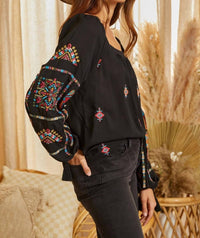 Andree By Unit - Embroidered Square Neck Top