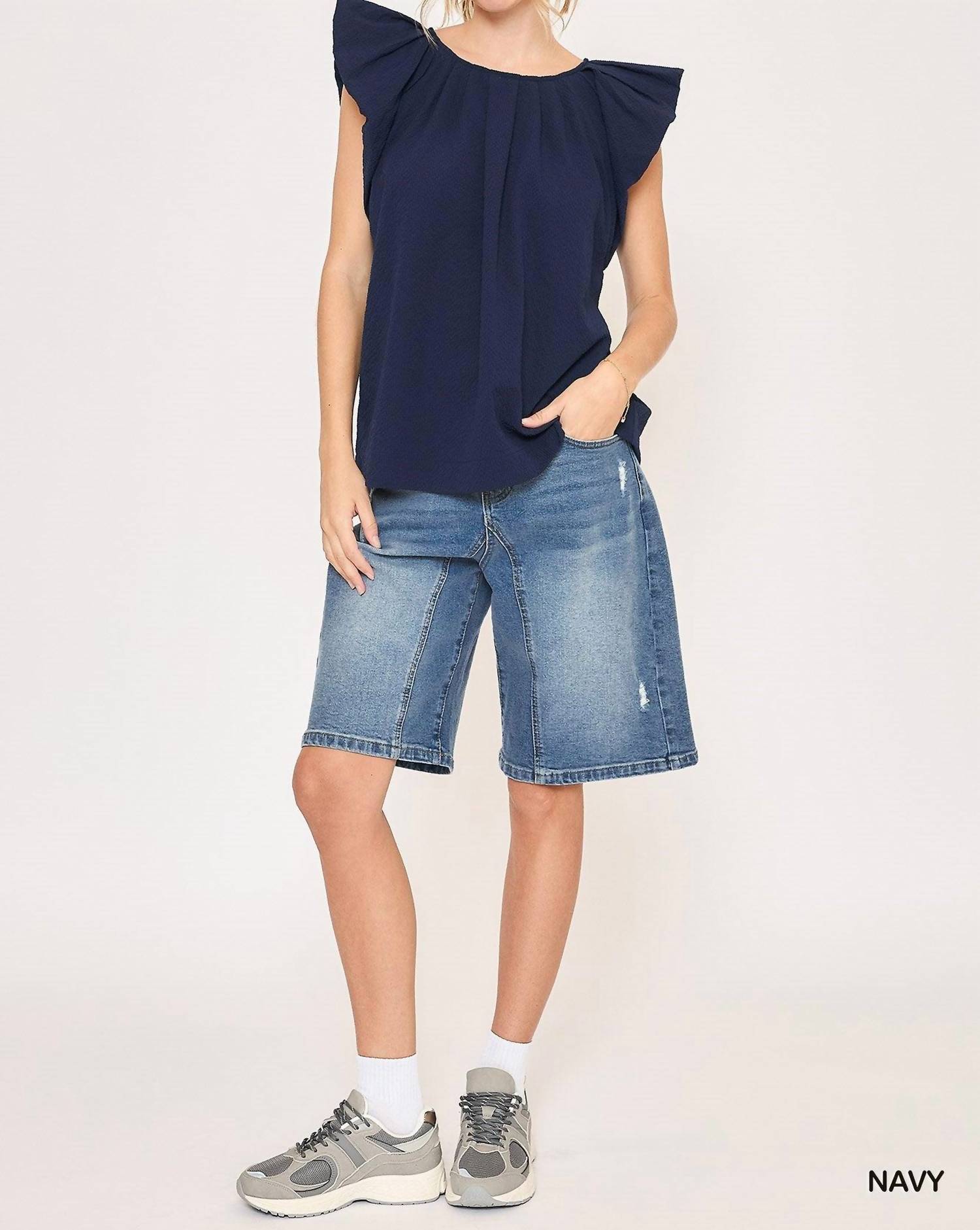 Umgee - Flutter Sleeve Pleated Crew Neck Blouse