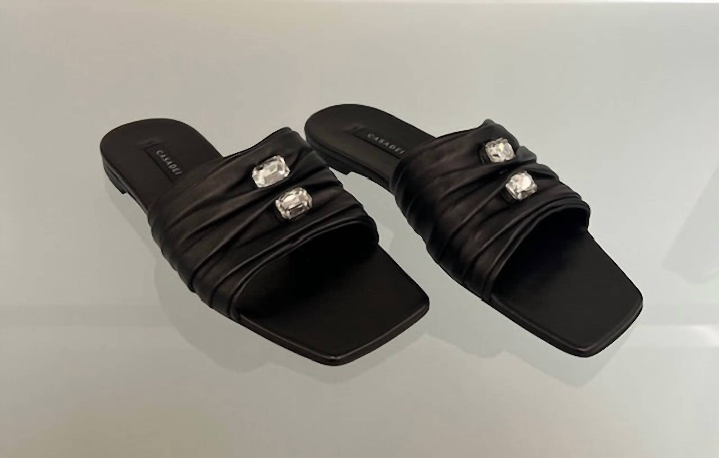 Casadei - 1M431J0101C26499000 Flat sandal with crystals