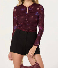 ASTR Keyhole Ruched Top in floral - women's long sleeve top
