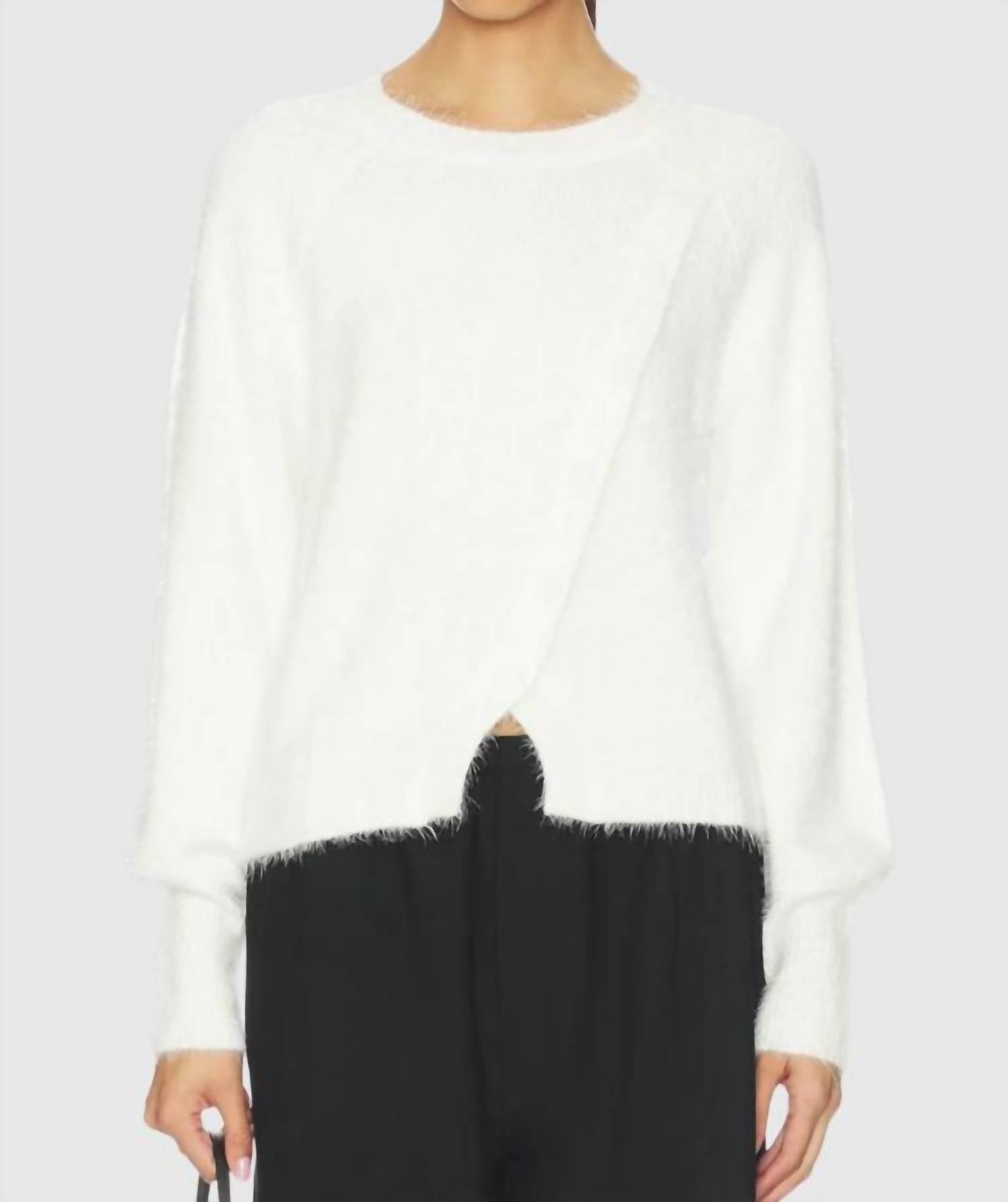 Bobi - Diagnal Placket Raglan Sweater