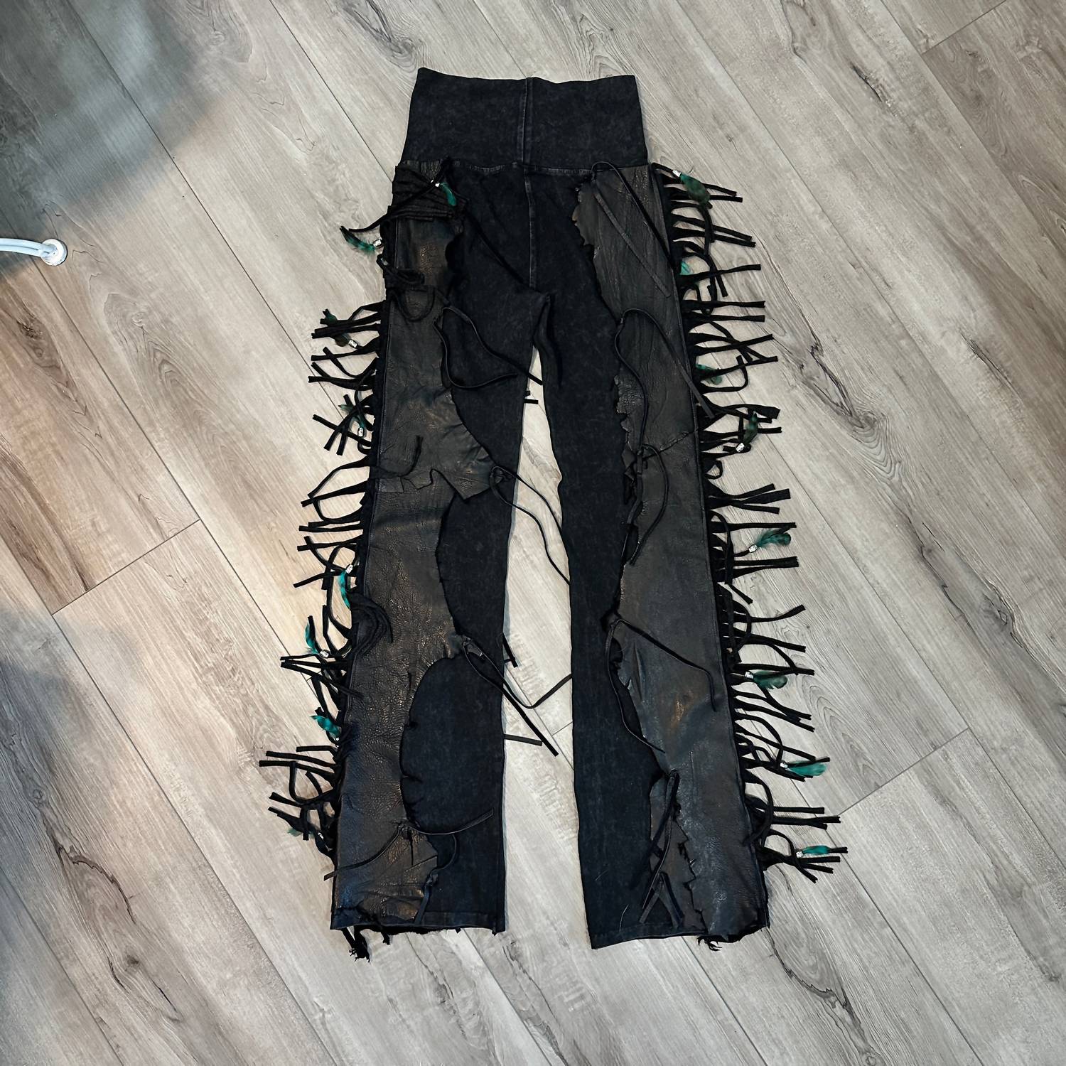 Pat Dahnke - Women's Chap Full Fringe & Feathers Ragged Leather Pants