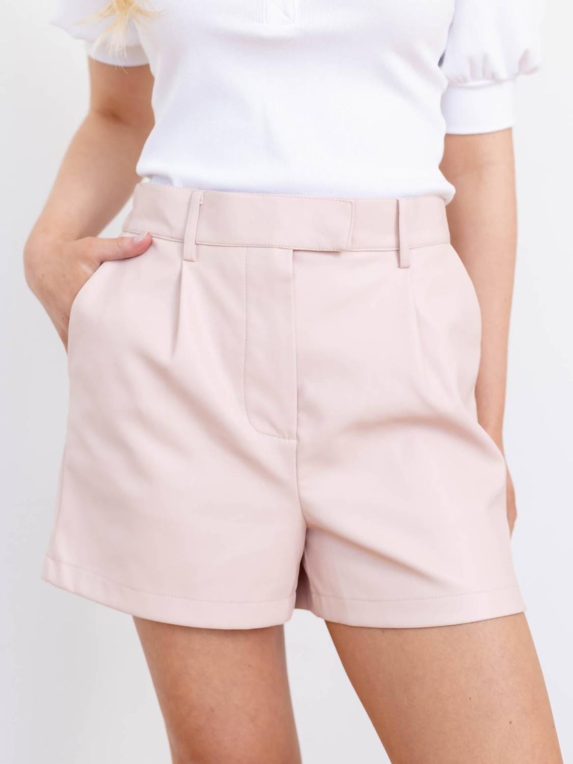 STEVE MADDEN Imelda Shorts in rose taupe - women's shorts