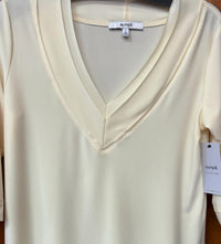 Sympli - Women's Splice V-neck Go To Top