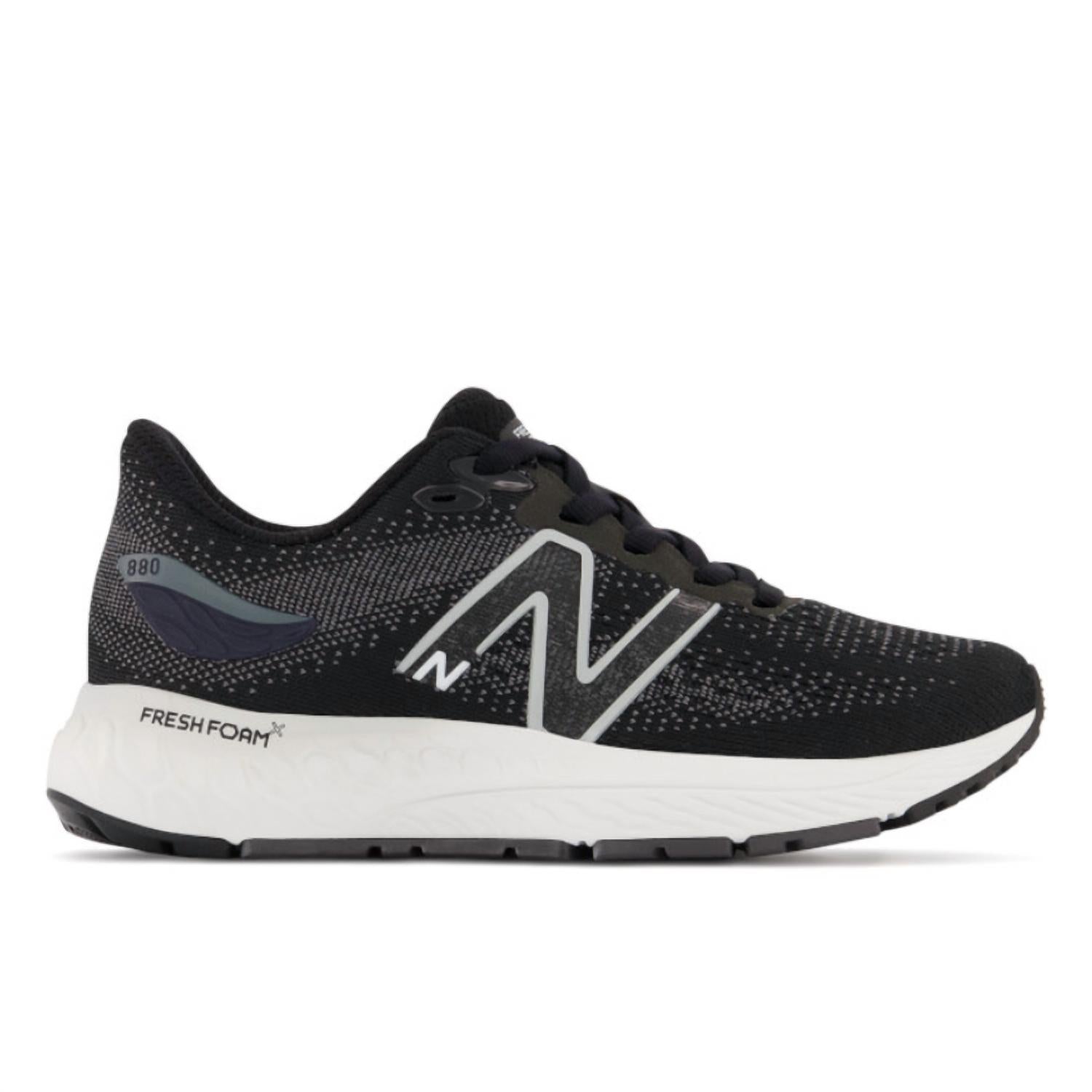 New Balance Kids Fresh Foam X 880 V12 Sneakers in black spring tide ocean grey - kids' sneaker - detail view