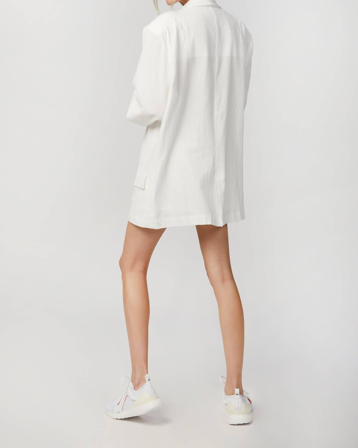 BEACH BLAZER