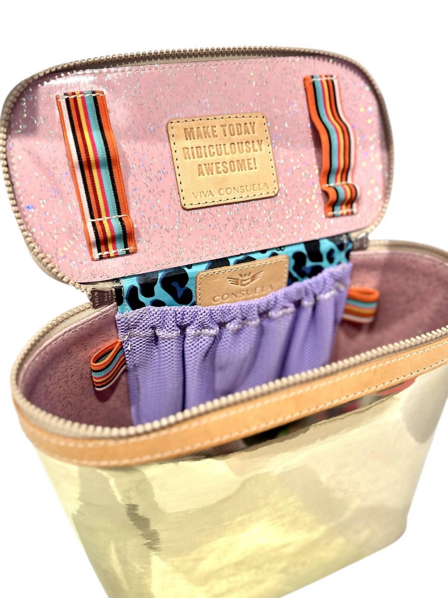 Consuela - Slim Train Case