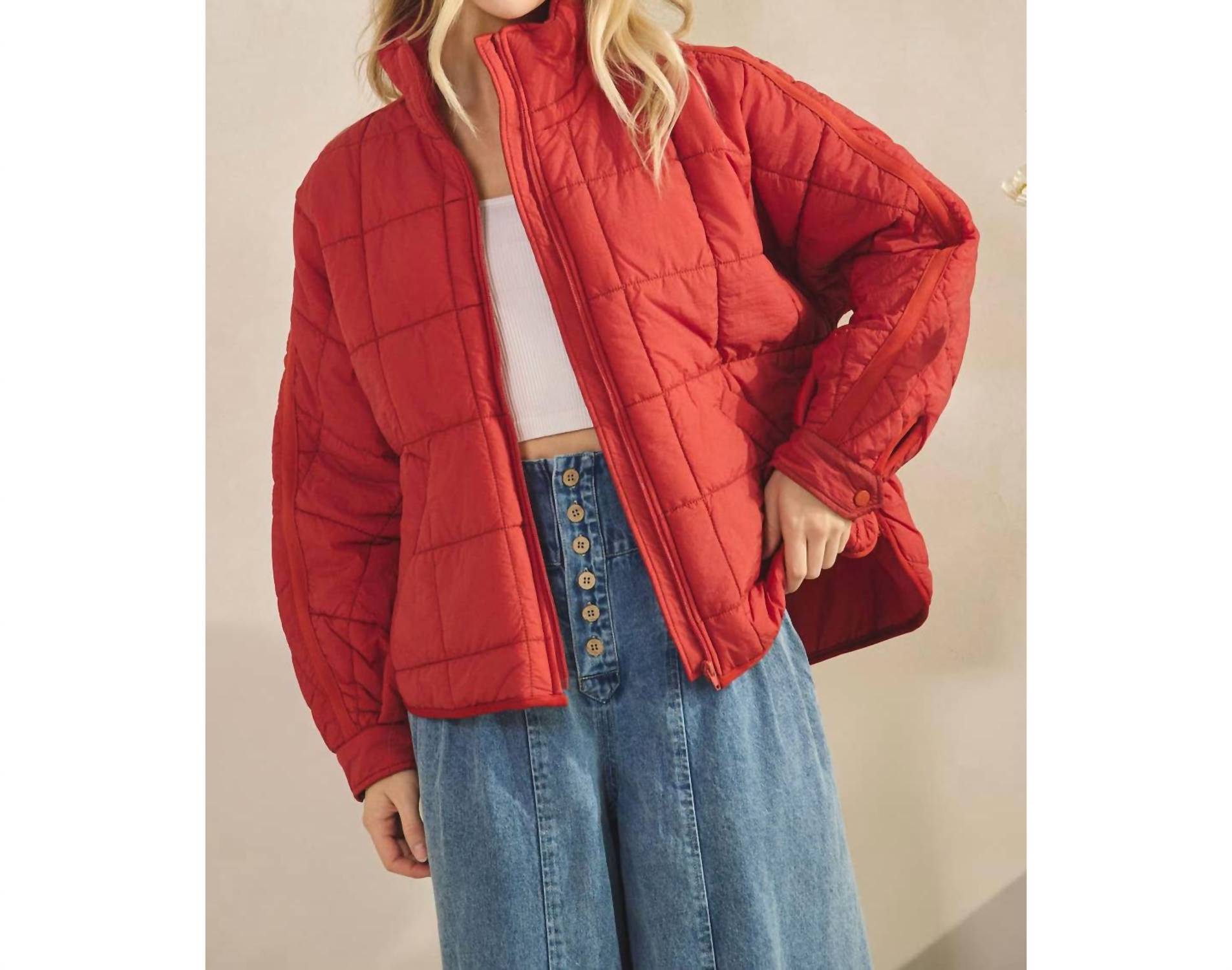 Veveret Zip Up Packable Puffer Jacket in brick - women's jacket
