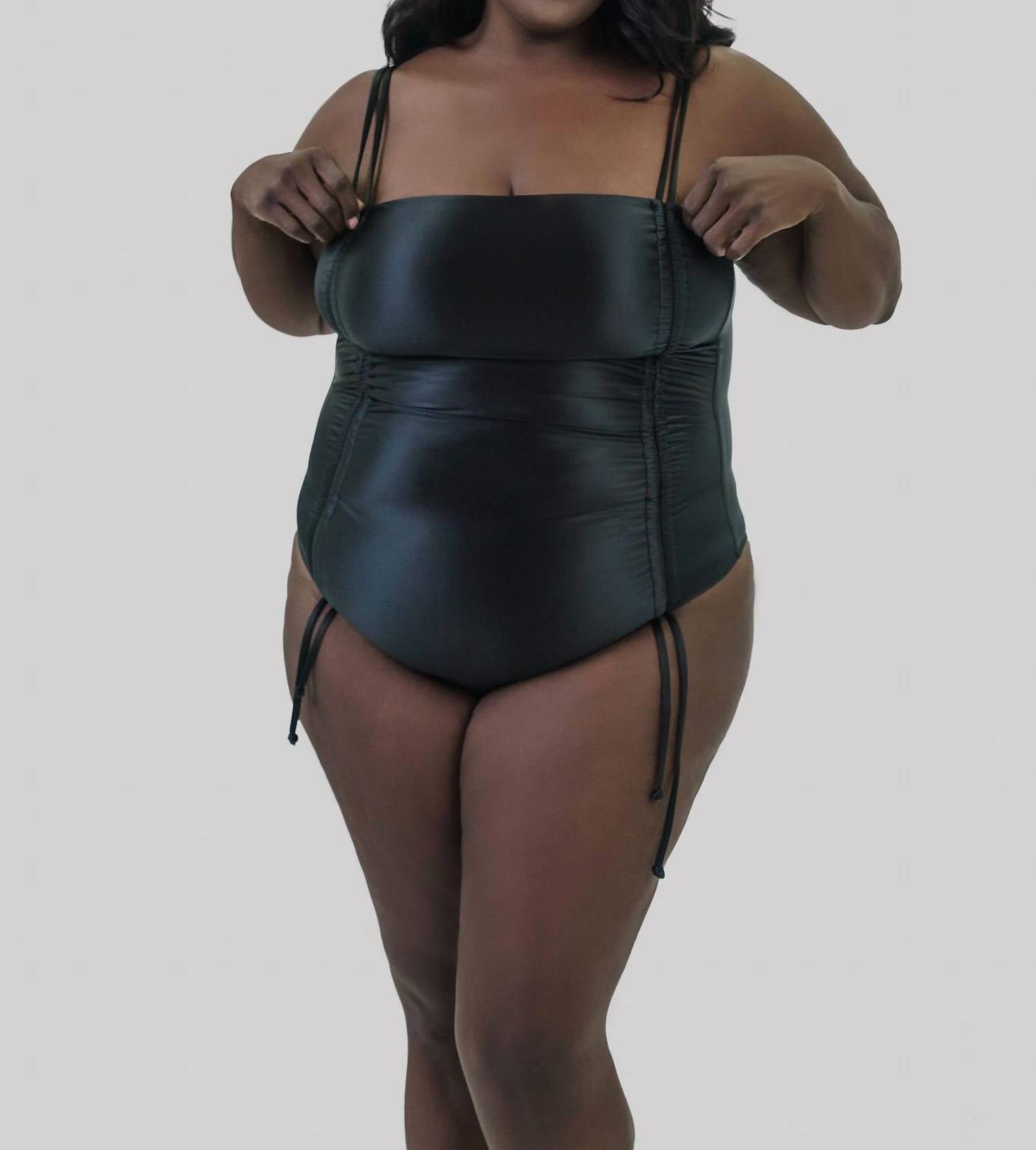 Good American - RUCHED WAISTED ONE-PIECE SWIMSUIT
