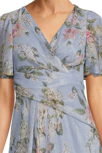 Adrianna Papell - V-neck Flutter Short Sleeves Long Metallic Mesh Gown