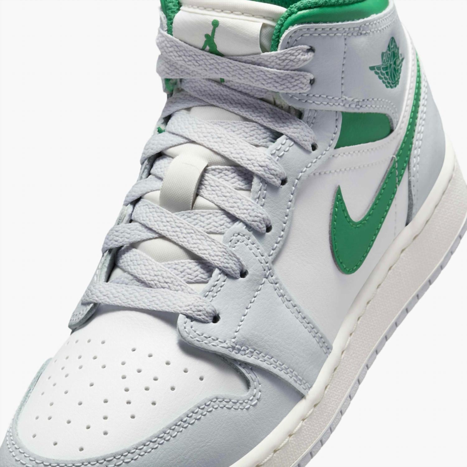 Jordan - Boy's Soft Cushioning Mid Shoe