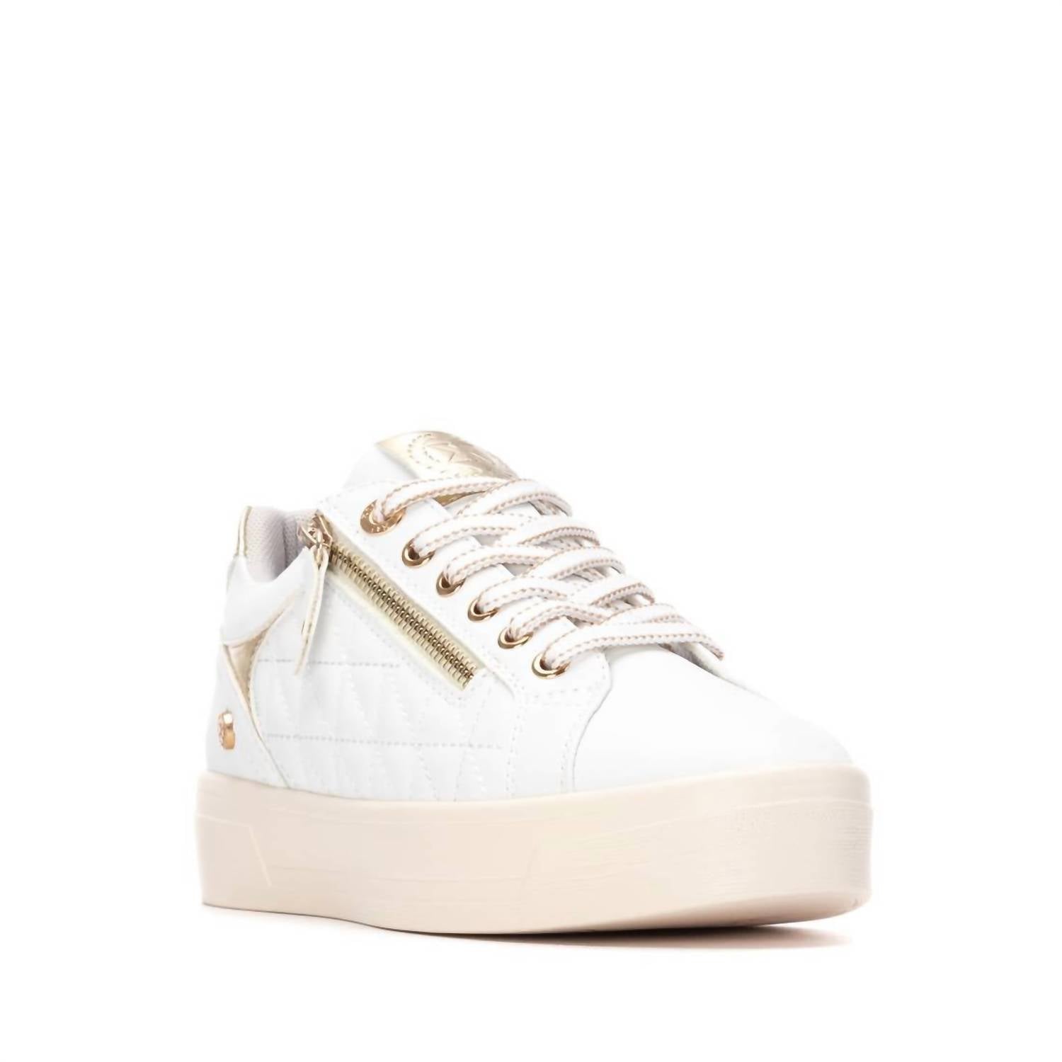Xti - Women's 144413 Round Toe Sneakers
