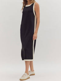 Entro - Kate Minimalist Midi Dress