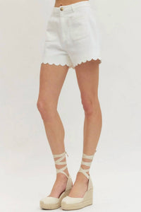 Entro - Scalloped Hem Shorts