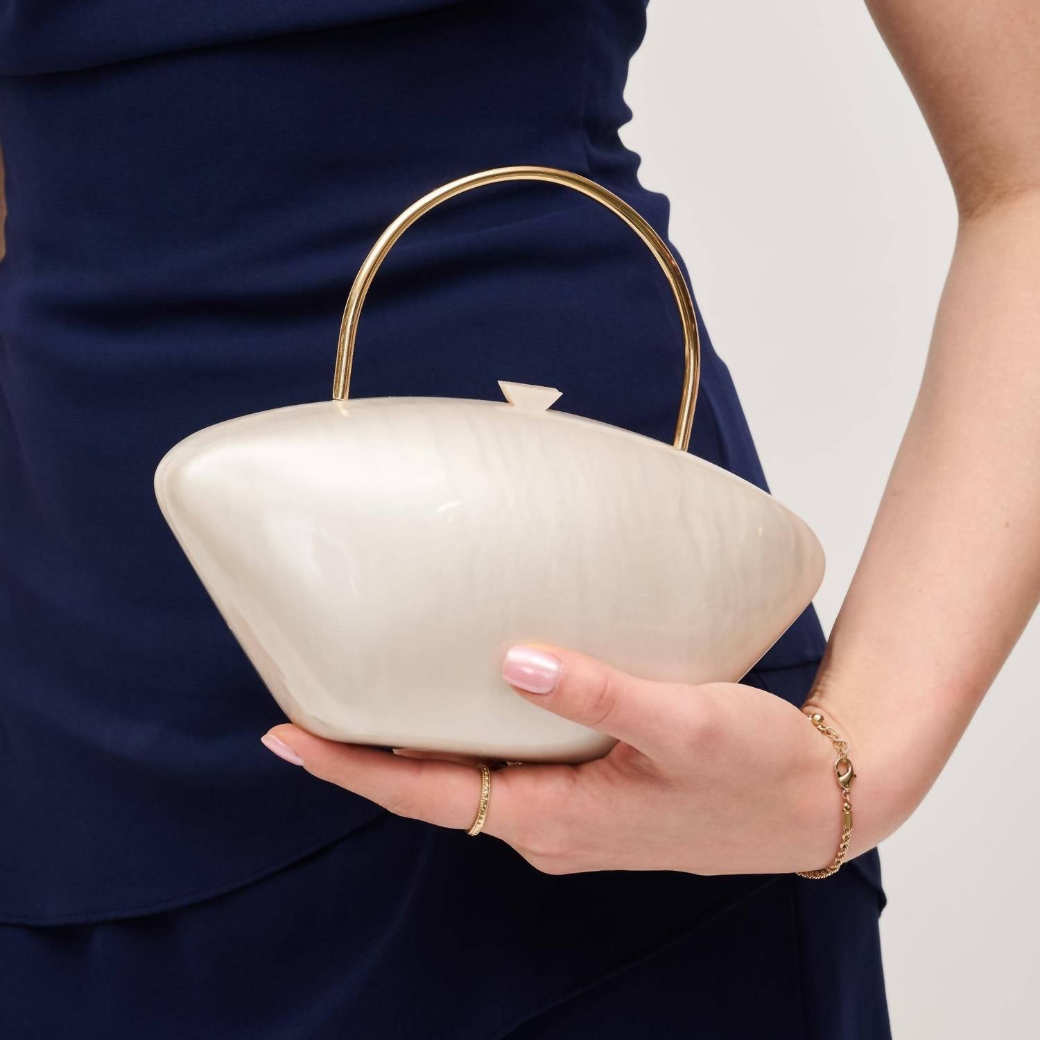 Urban Expressions - The Monaco Clutch