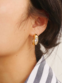 Flanerie By Maiq - Women's Alienor Non-tarnish Classic C Hoop Earring