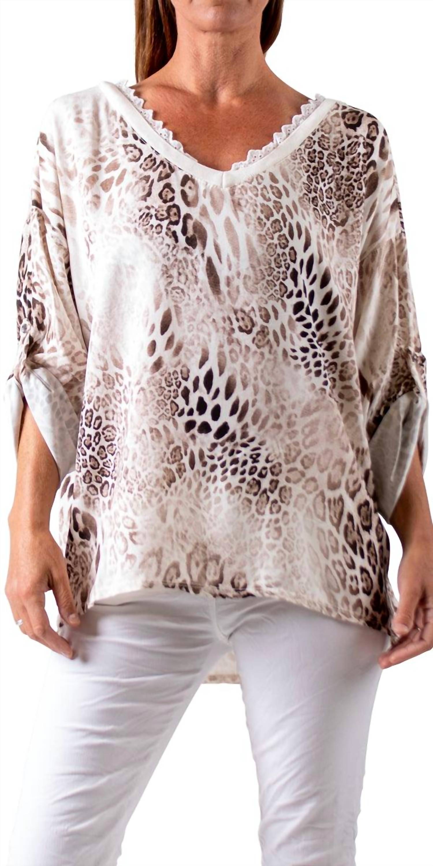 Gigi Moda - Lara V-neck Blouse