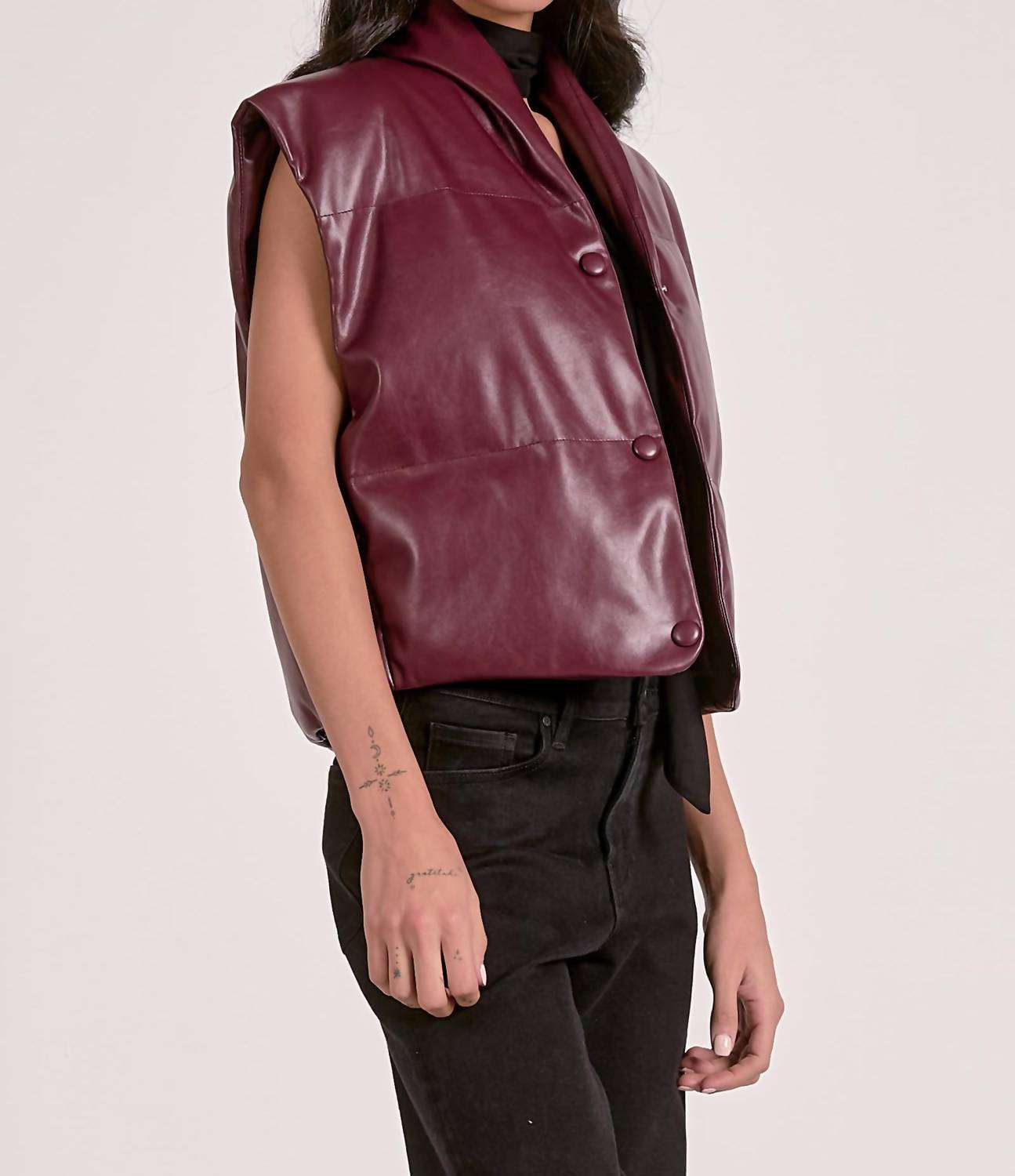 Elan - High Collar Sleeveless Vest