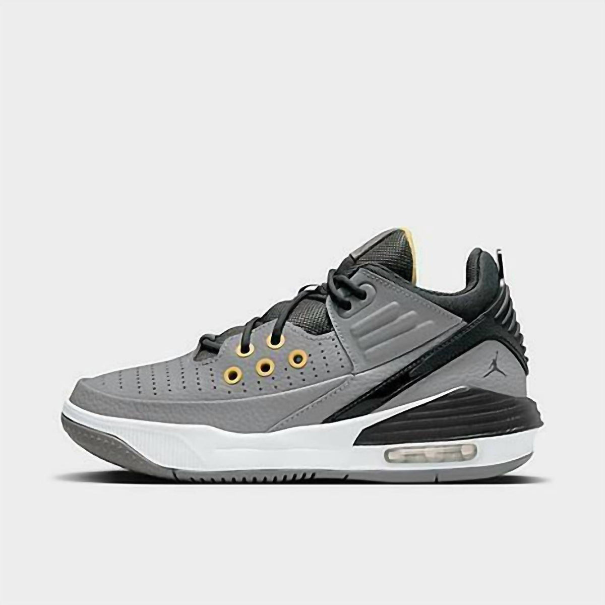 Jordan - Big Kids' Max Aura 5 Basketball Shoes