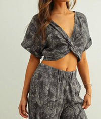 Miou Muse - Leaf Print Faded Effect Twist Front Top