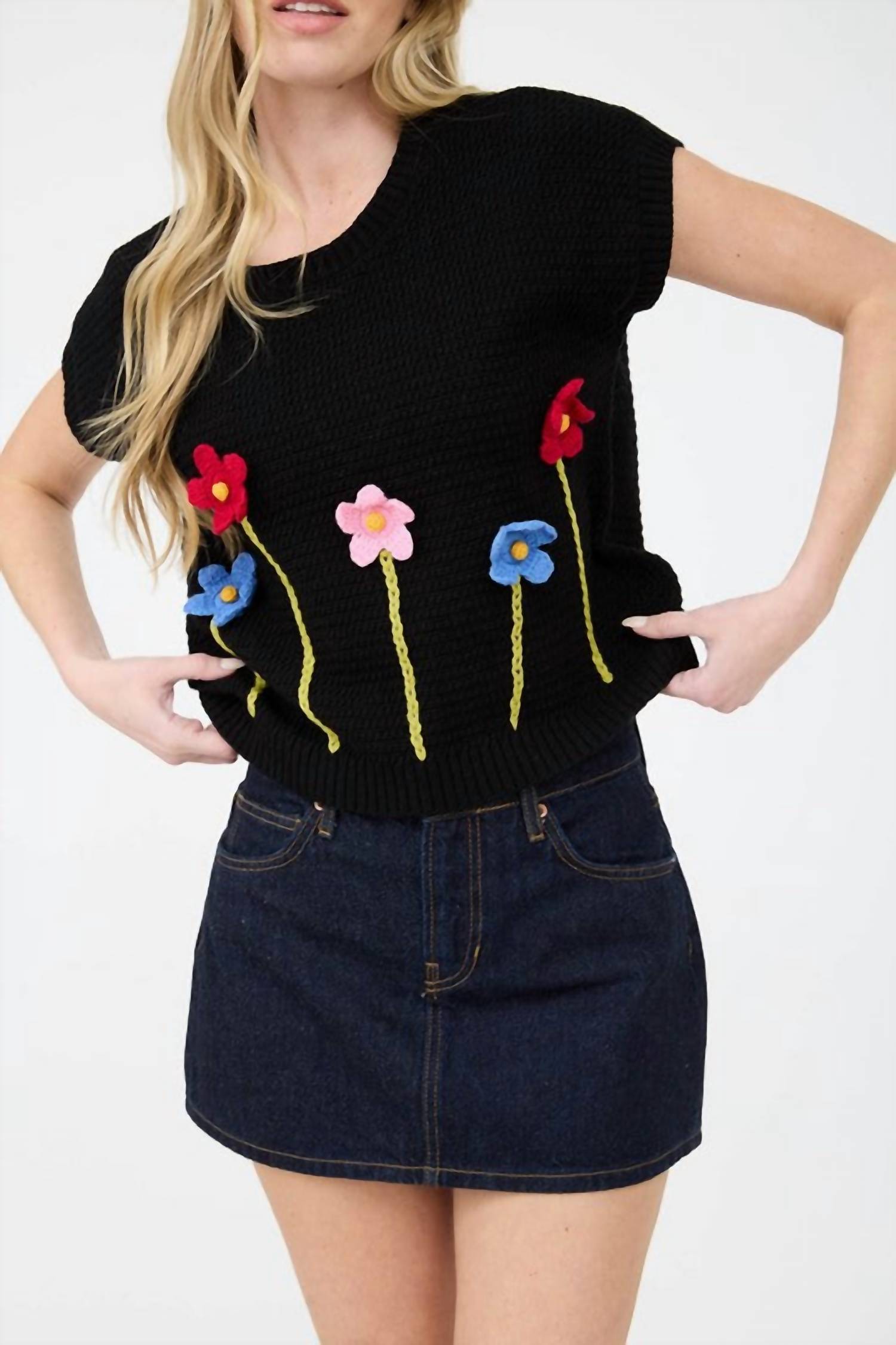 Blu Pepper - 3d Crochet Floral Short Sleeve Sweater Top