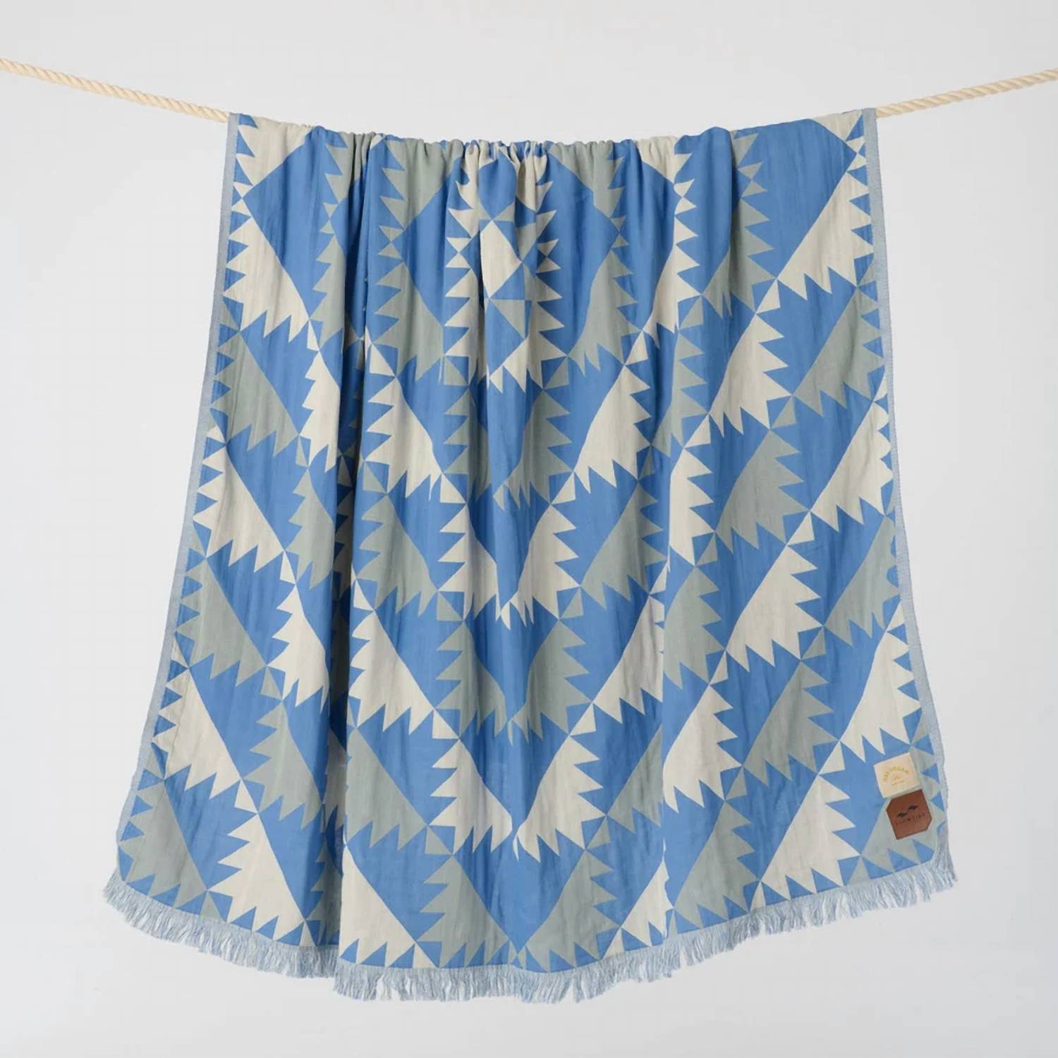 Slowtide - Daydream Driftweave Beach Blanket