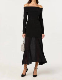 Astr - Lidia Off-shoulder Pleated Midi Dress