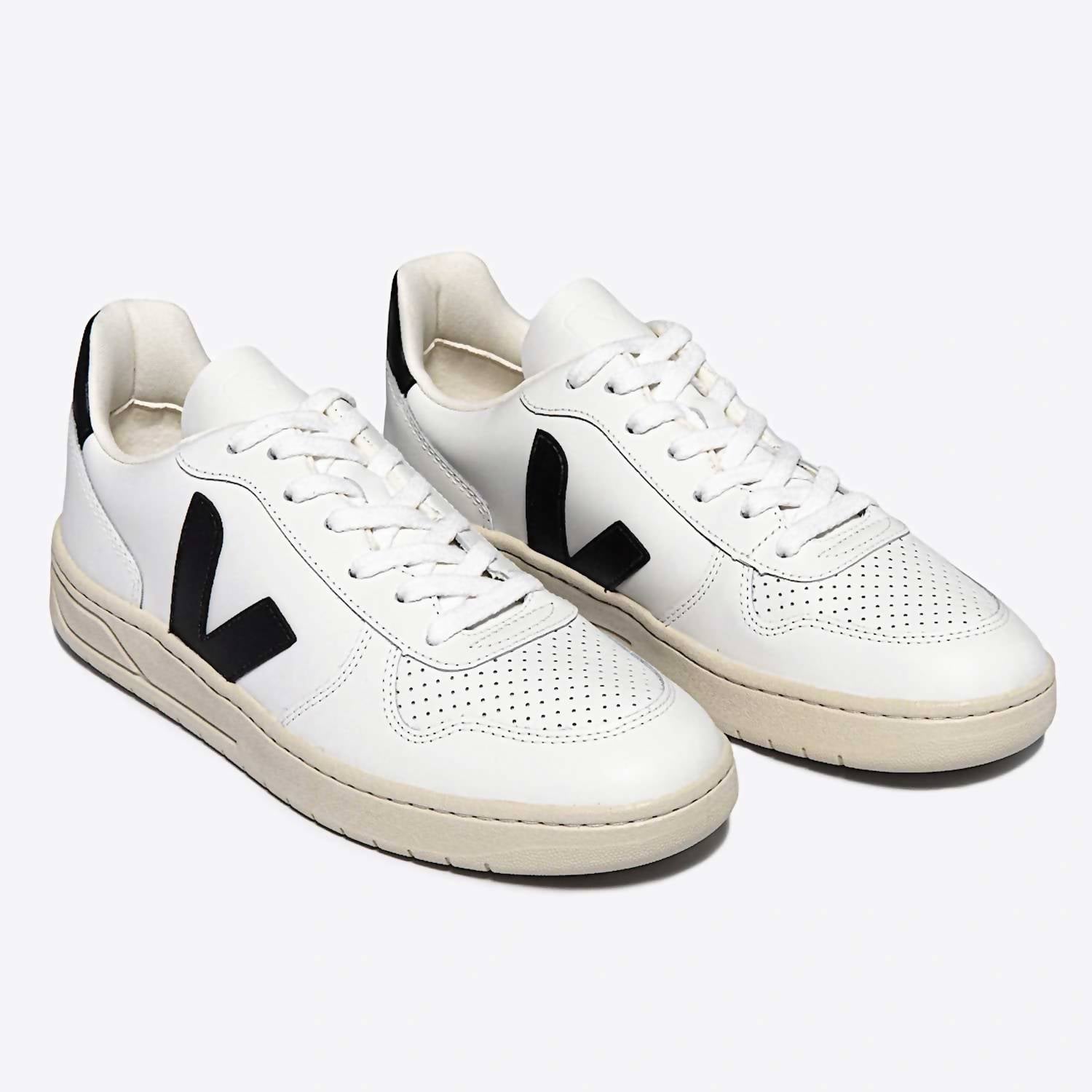 Veja - Men's V-10 Leather Sneakers