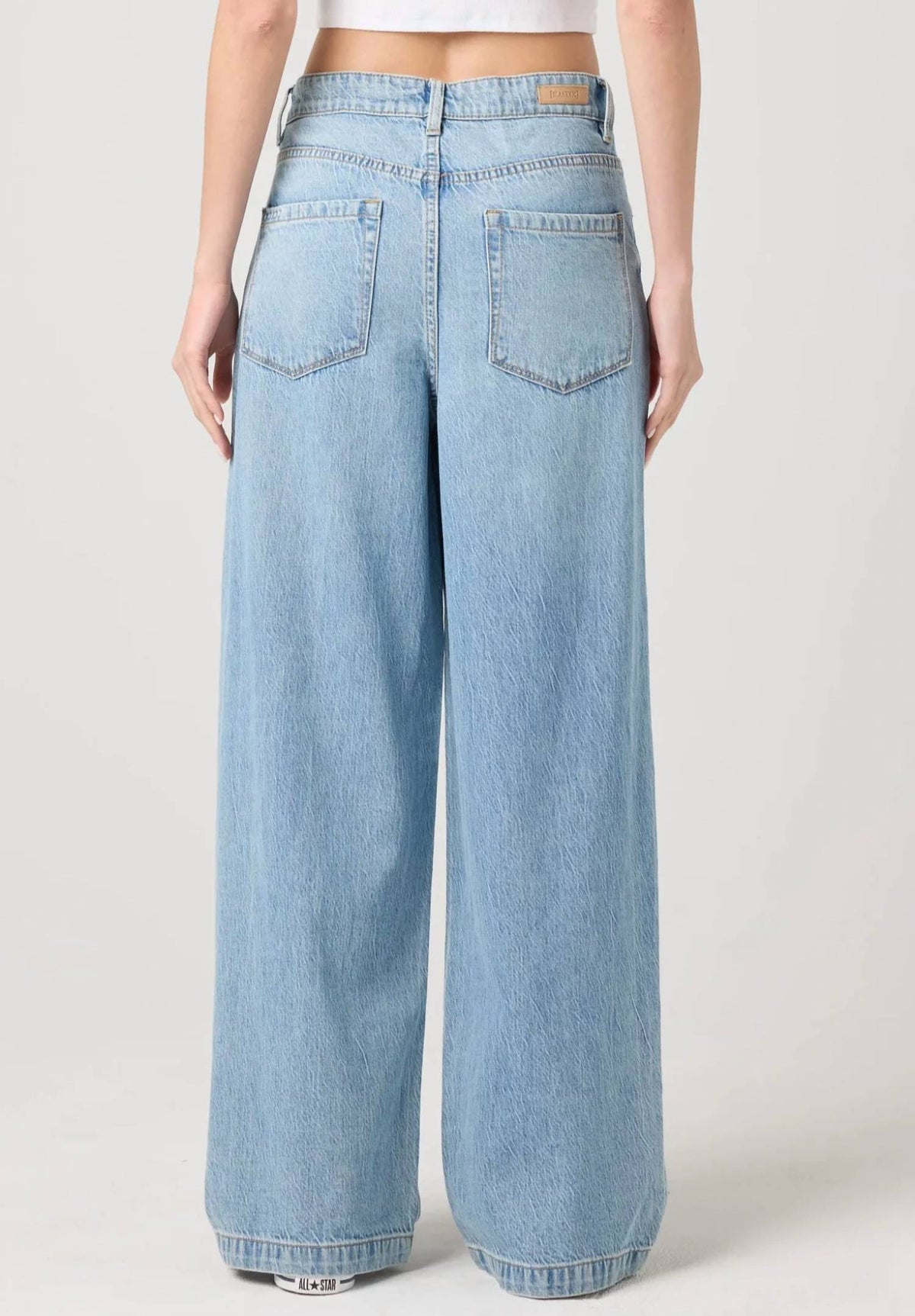 Blanknyc - Low-rise Wide Leg Jean