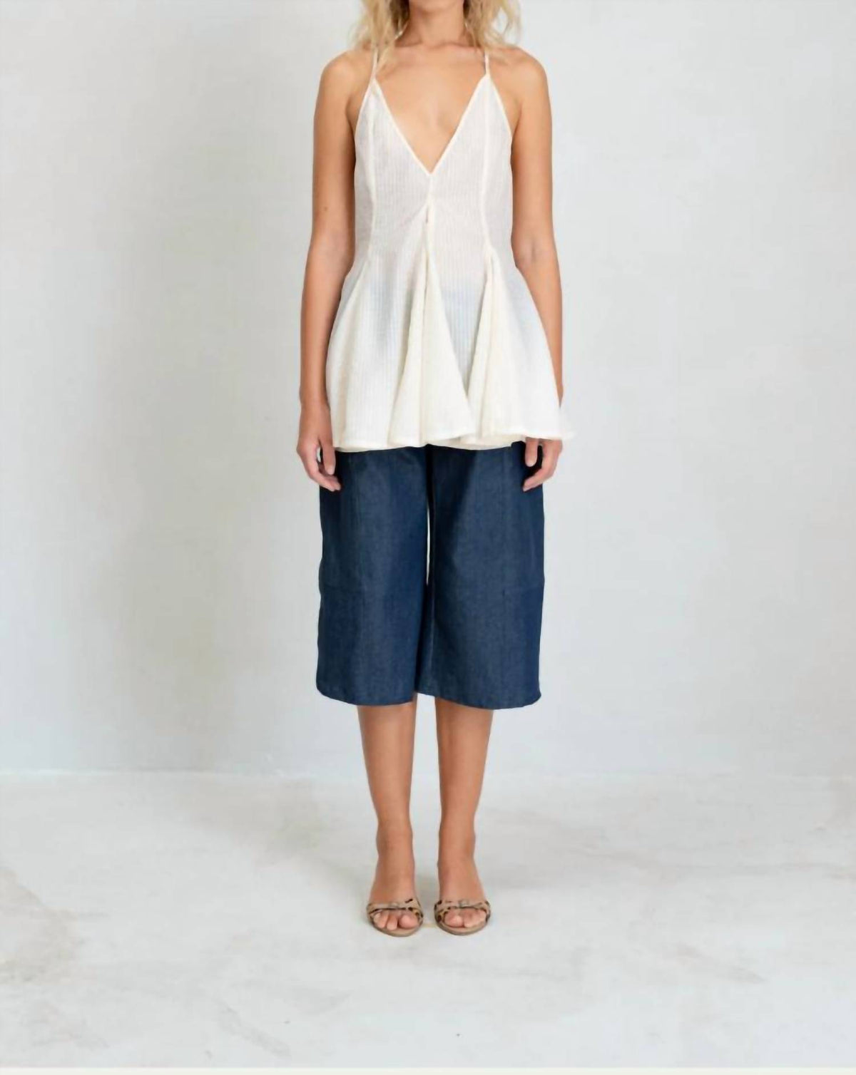 Belle Anna - Women's Blossom Top