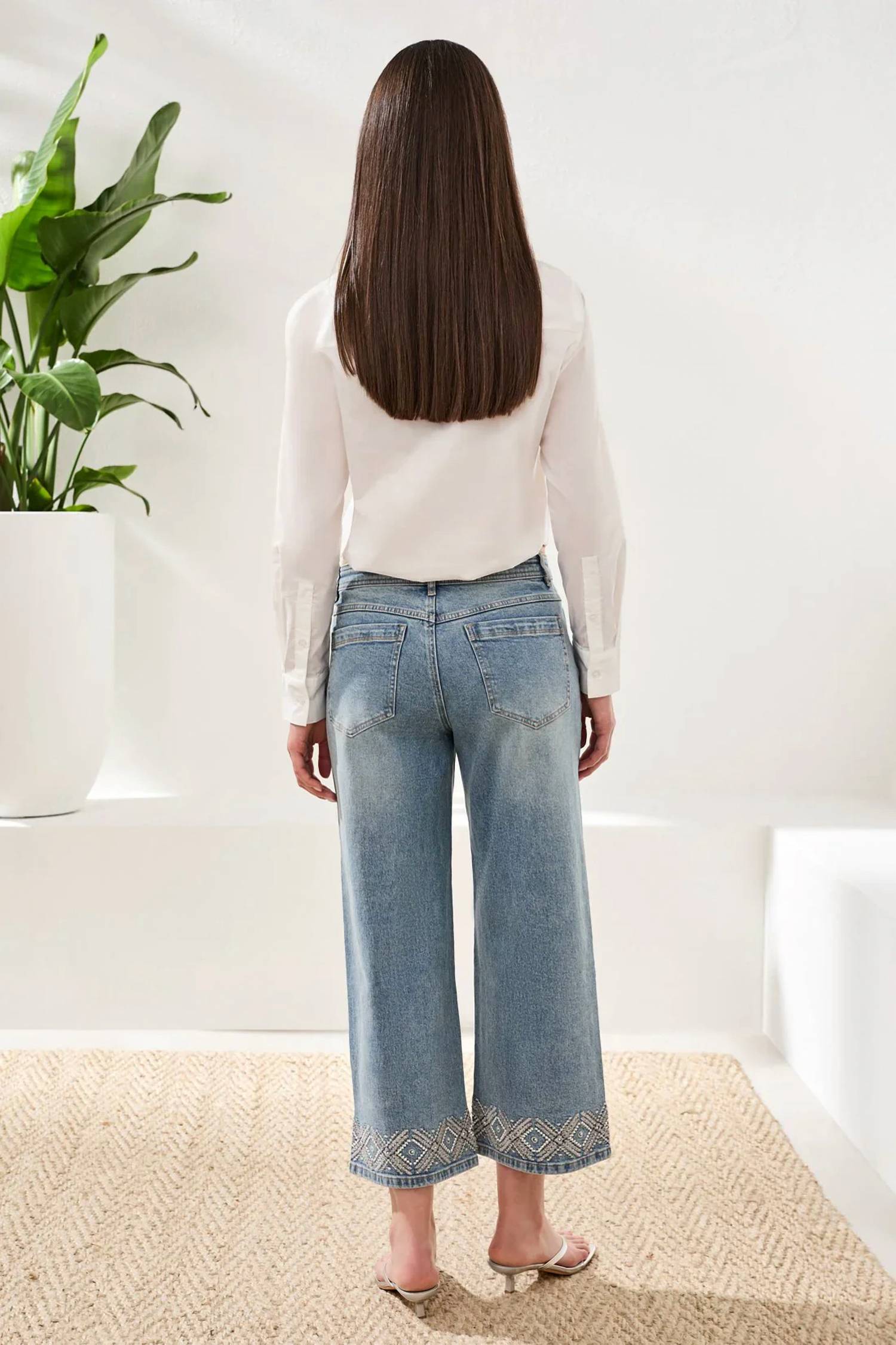 Tribal - Audrey Hugging Wide Leg Jean With Embroidered Finish