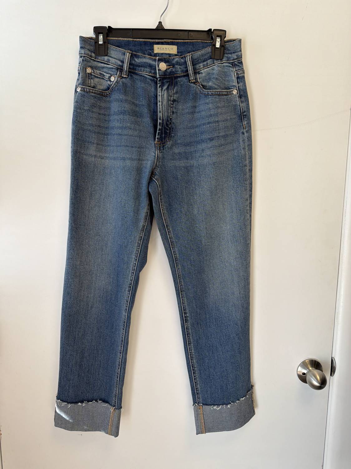 Bianco - Women's Cuffed straight cropped Jeans