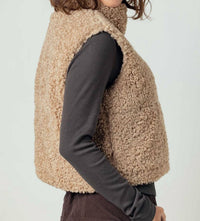 Sundays - Sherpa Cecily Vest