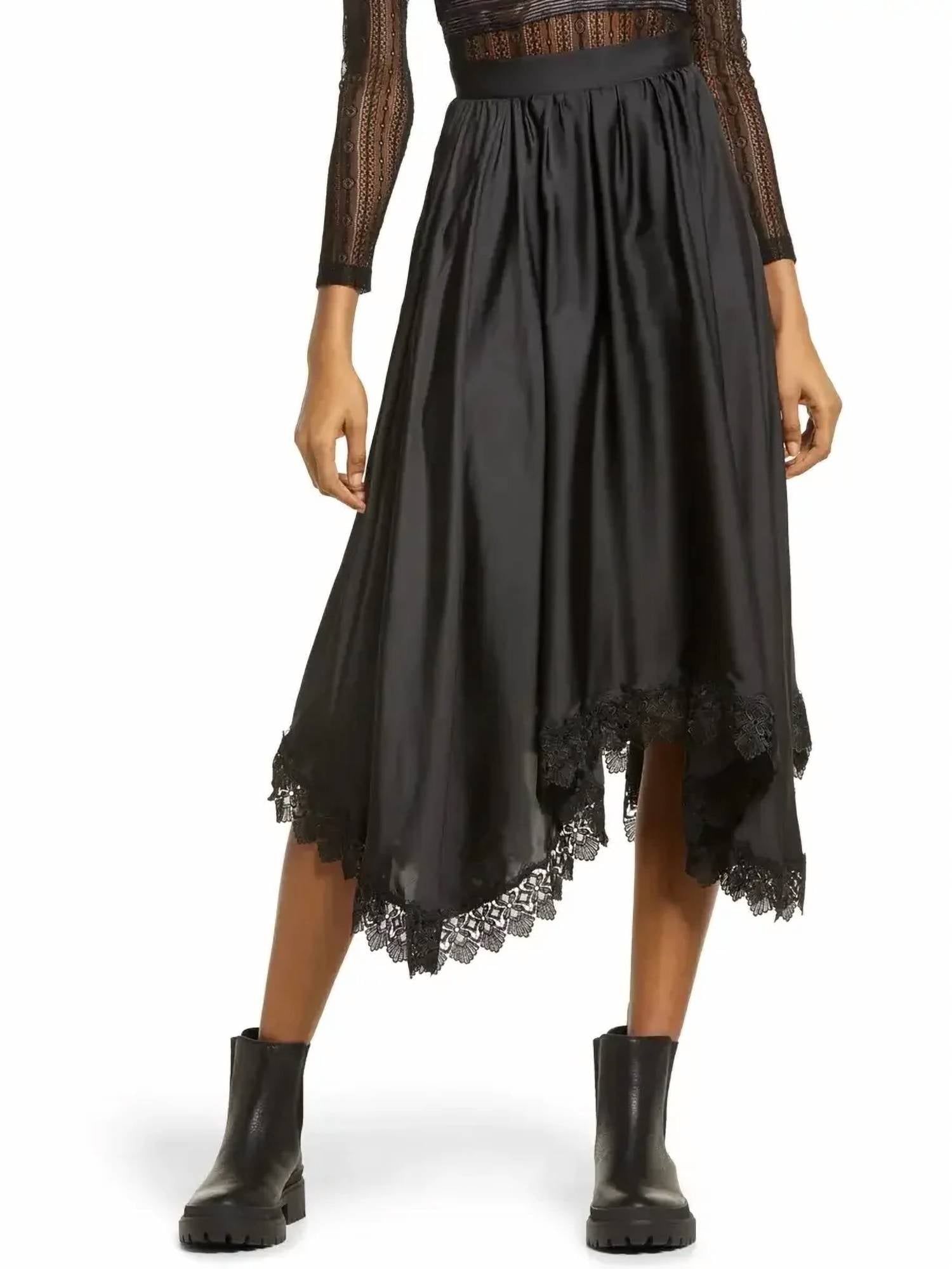 Amylynn - Granada Lace Skirt