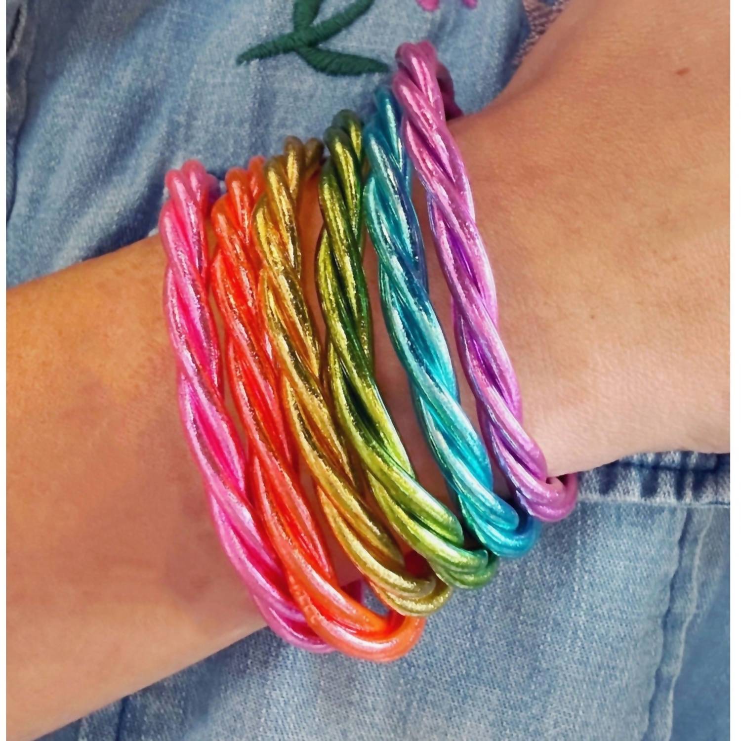 Woman Shops World - Women's Twisted Thai Buddhist Temple Mantra Bangle