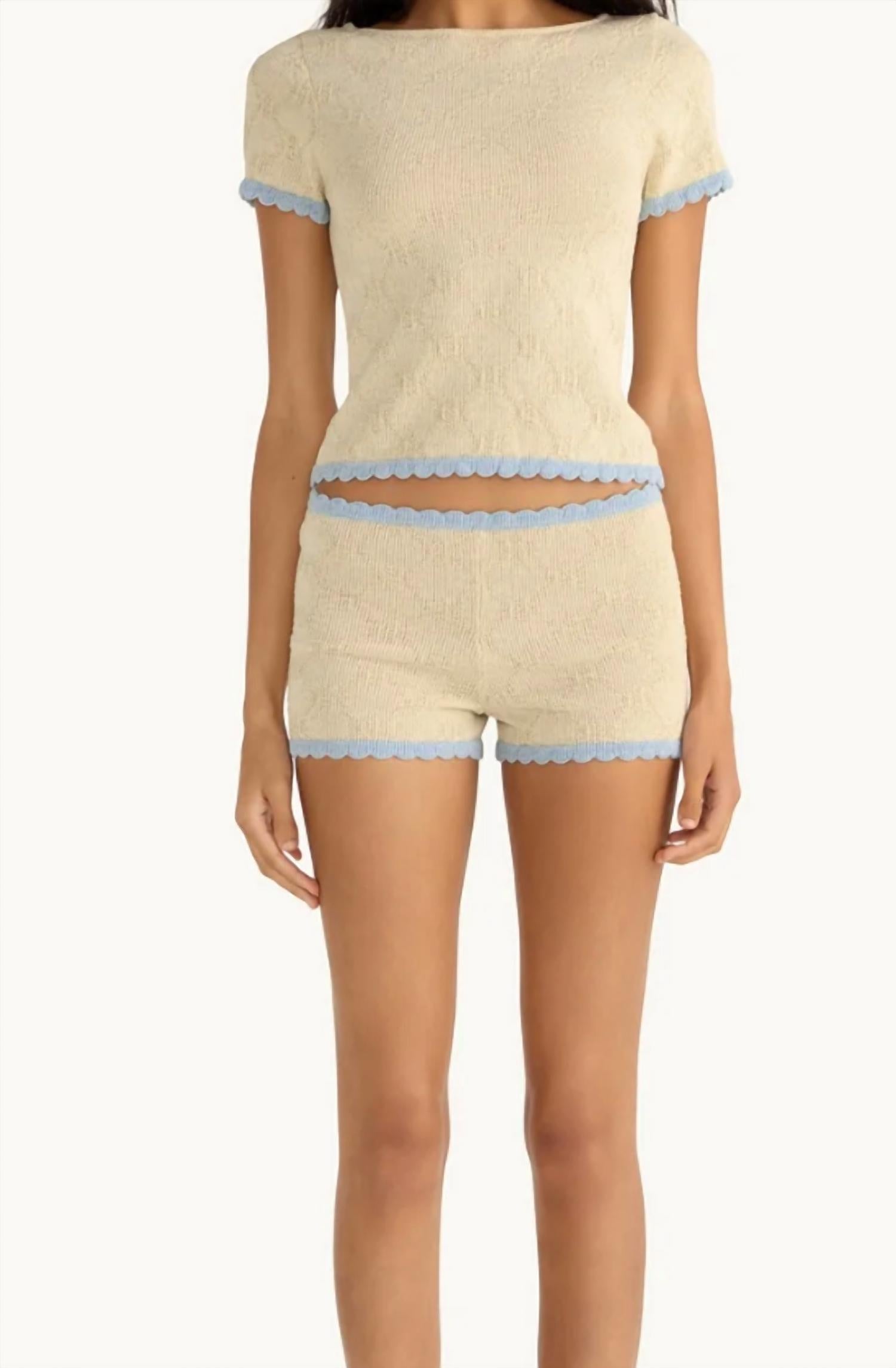 Asta Resort - Millie Short