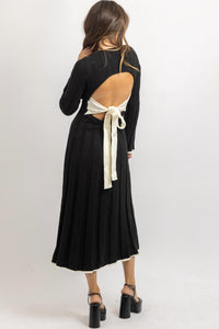 Lalavon - Cam Contrast Bow Dress