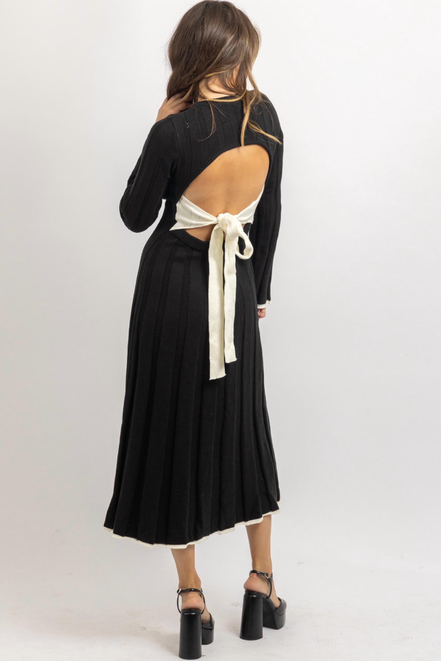Lalavon - Cam Contrast Bow Dress